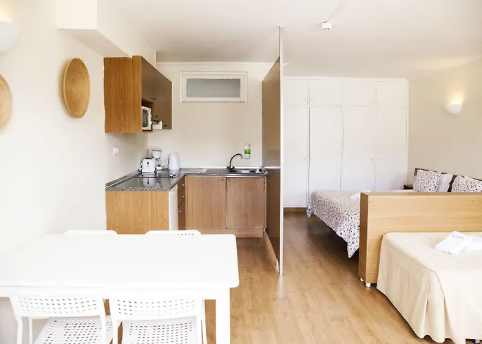 Sol - Turisticos シントラ